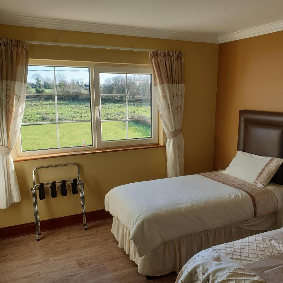 Cloghan Lodge Castleisland Exterior foto
